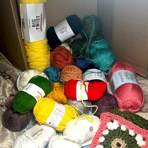 YARN 🧶 box assorted mixed, great for granny squares, crochet, knitting